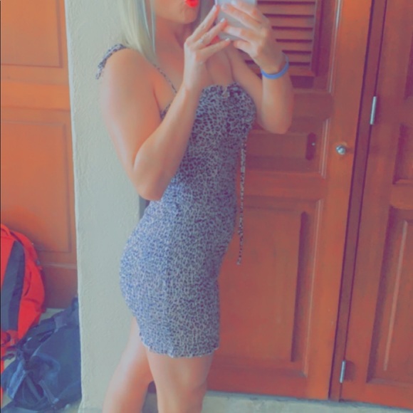 Cheetah tied top scrunchie dress - Picture 2 of 4